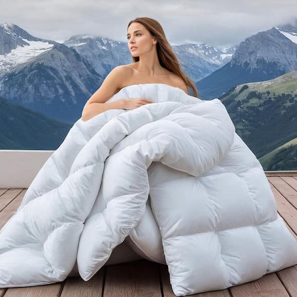 Wellos White 900 Fill Power All Season Feather Down Comforter Queen Cotton Polyester Blend Medium Warmth Down Comforter