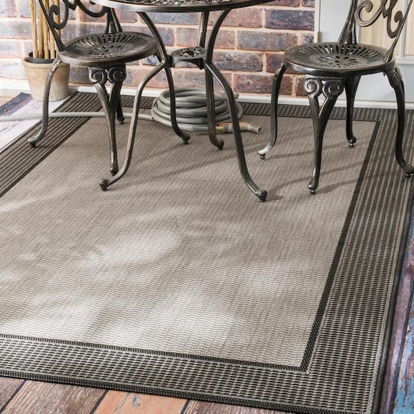 Gris Gray 8 ft. 6 in. x 11 ft. Indoor/Outdoor Patio Area Rug