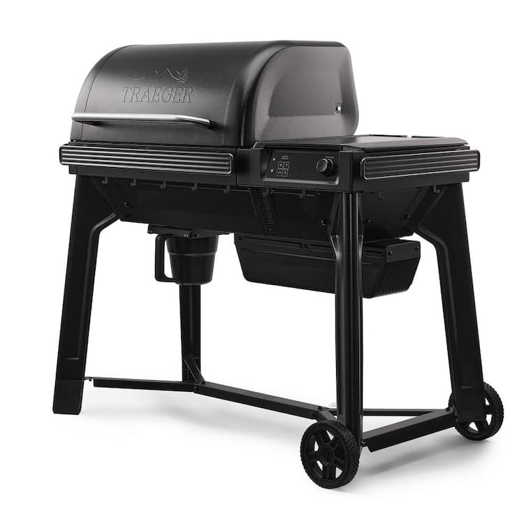 Traeger Woodridge Wi-Fi Pellet Grill and Smoker in Black