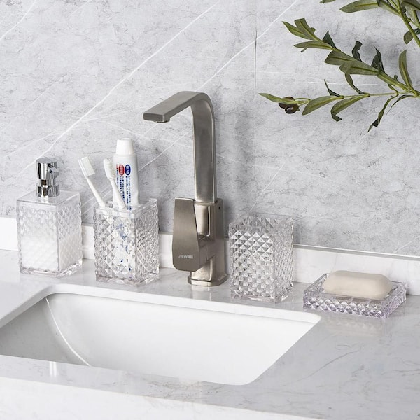 https://images.thdstatic.com/productImages/0865bf9f-8b0d-4912-bc1a-5550df6b7ba2/svn/clear-bathroom-accessory-sets-b0b1j9nsrd-fa_600.jpg