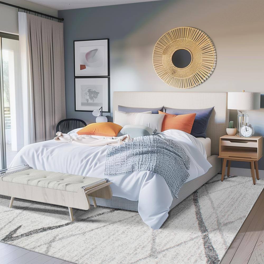 Reversible Rectangular Gray Synthetic 6'7"x9' Easy-Care Rug