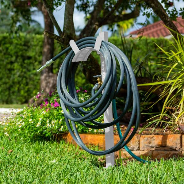 AQUA JOE 125 ft. Capacity Garden Hose Stand with Brass Faucet, White  SJ-SHSBB-WHT - The Home Depot