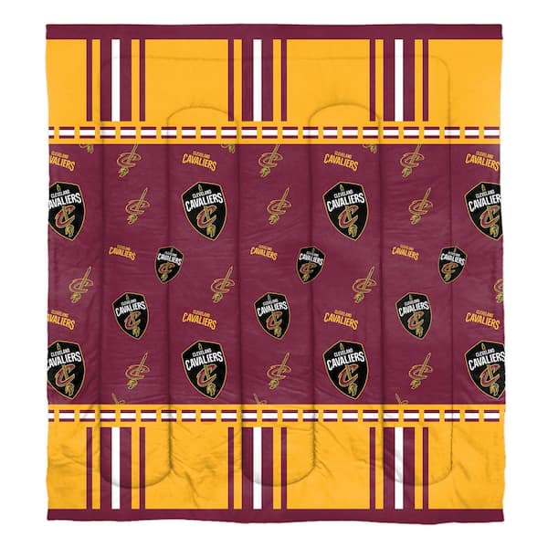 THE NORTHWEST GROUP 5-Piece Multi Colored Cavaliers Rotary Full Size Polyester Bed in a Bag Set