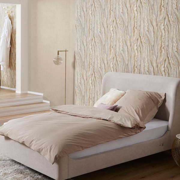 ELLE Decoration Collection Gold/Silver/Cream Marble Effect Vinyl on Non-Woven Non-Pasted Wallpaper Roll (Covers 57sq.ft)