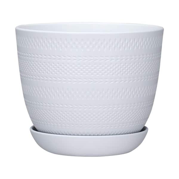 Vigoro Brighton Small White Resin Planter with Saucer (8 in. W x