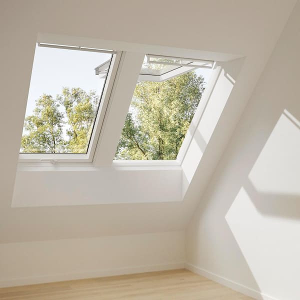 VELUX 22-1/8 in. x 39 in. Venting Top Hinged Roof Window with 