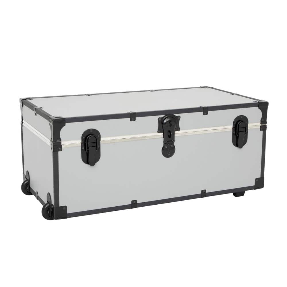 Seward Trunks Seward Rover 32 in. x 13.25 in. x 17.75 in