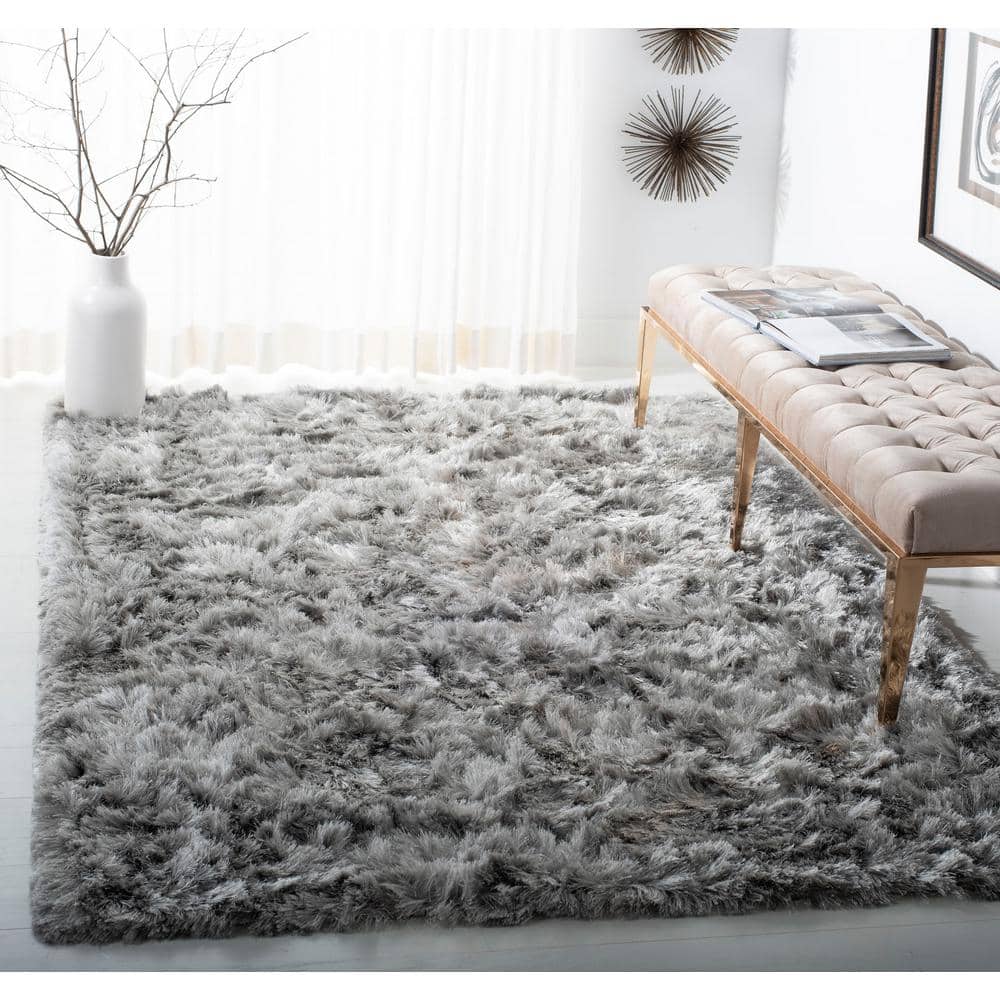 Silver 4' x 4' Square Hand-Tufted Shag Area Rug