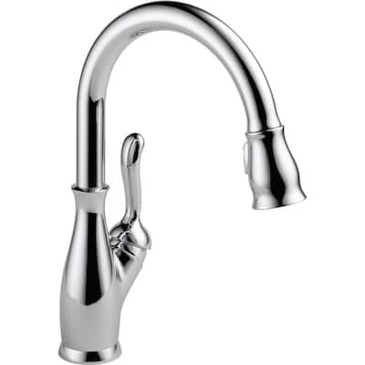 Leland Single-Handle Pull-Down Sprayer Kitchen Faucet with ShieldSpray and MagnaTite Docking Technologies in Chrome