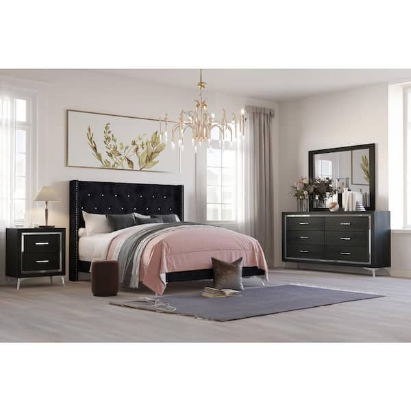 New Classic Furniture Huxley 4-Piece Black Queen Wood Bedroom Set (Bed, Dresser, Mirror, Nightstand)