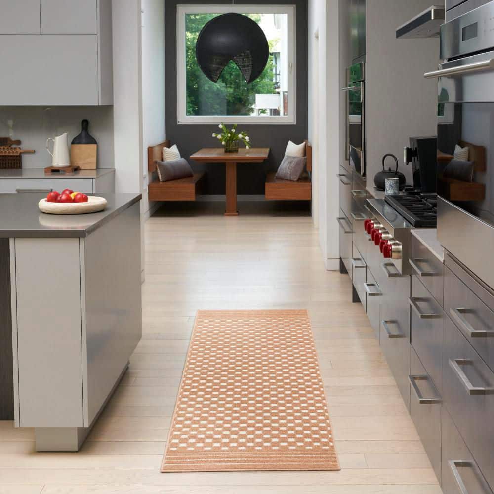 Copper and White Geometric Pattern Runner Rug 2' x 6'