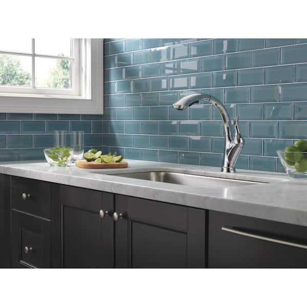 Linden Single-Handle Pull-Out Sprayer Kitchen Faucet with Multi-Flow and High Arc Waterfall Spout In Chrome