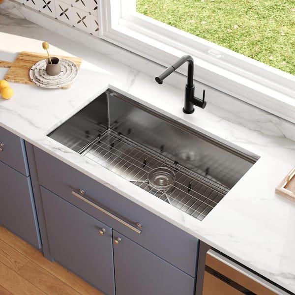 DEERVALLEY 33 in. Workstation Undermount 18-Gauge Stainless