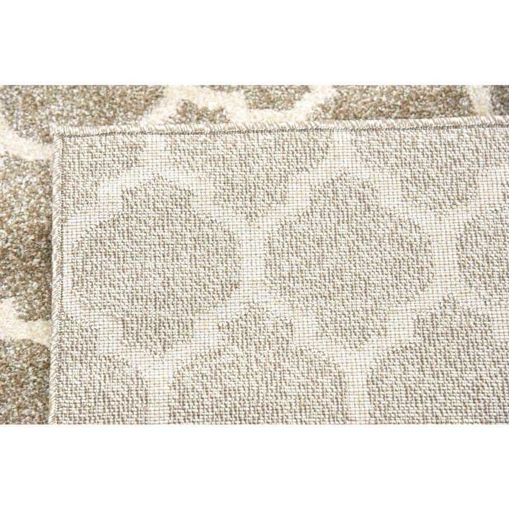 Elegant Trellis Light Brown 8ft Indoor Runner Rug - Easy Care & Stain-Resistant
