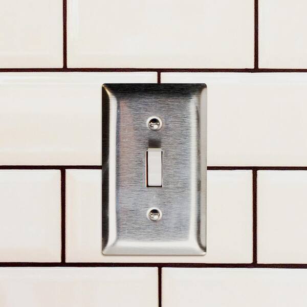 With Removable White Protective Film 1-Toggle Standard Size 302/304 Stainless Steel Wallplate Bryant Electric SS1 1-Gang 