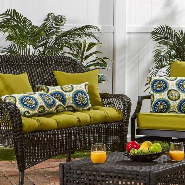 wicker patio furniture red cushions