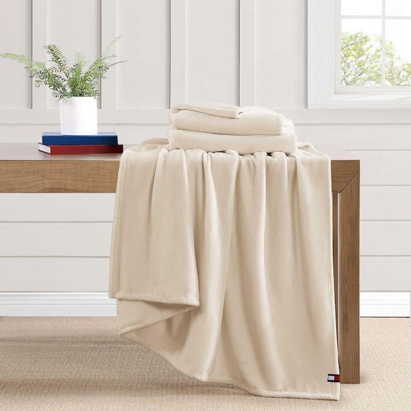 Tommy Hilfiger TH Solid Beige King Plush Fleece Blanket A0001824 