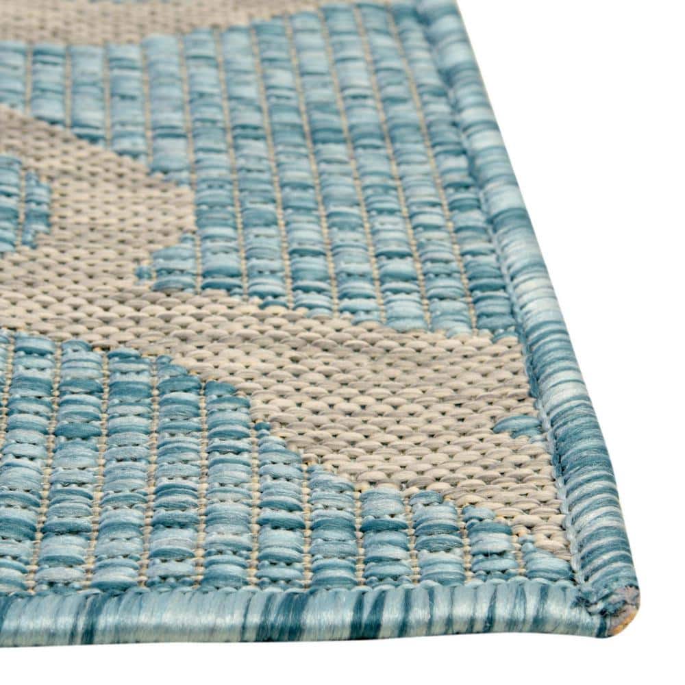 Light Aqua Rectangular Stain-Resistant Outdoor Rug 4' x 6'