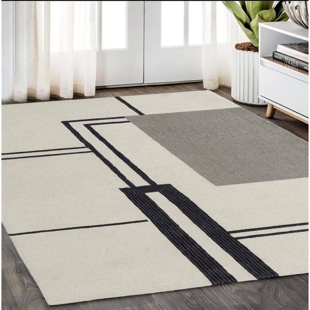 Hand-Tufted Black and Gray Wool Rectangular Area Rug