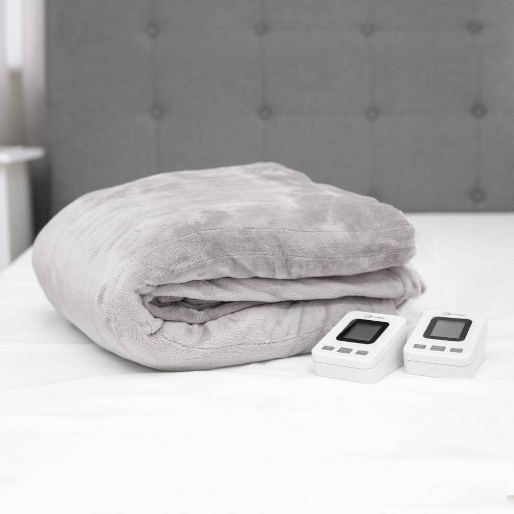 Soft Grey Polyester Fleece King Warming Blanket