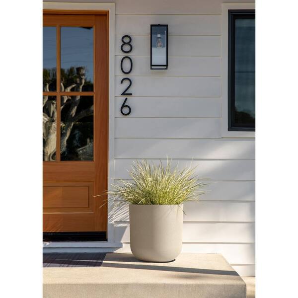 Kona 15 in. Sand Plastic Round Planter