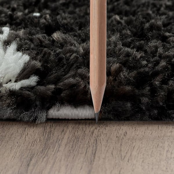Uptown Shag White 7 ft. x 9 ft. Abstract Indoor Area Rug
