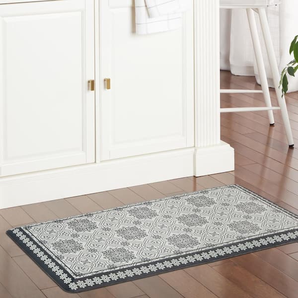 Comfort Anti Fatigue Strie Medallion Charcoal Black 19.6 in. x 39 in. Kitchen Mat