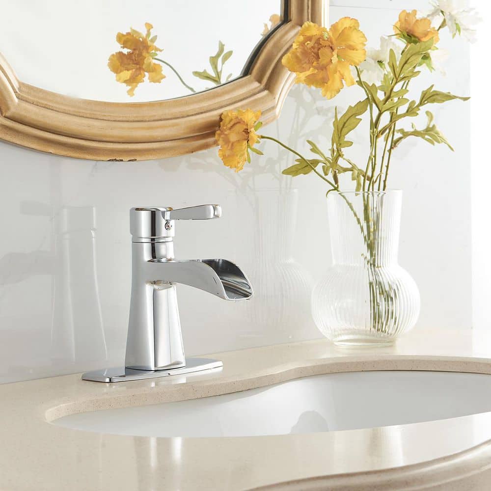 Brushed Chrome Single Handle Bathroom Faucet with Drain Assembly