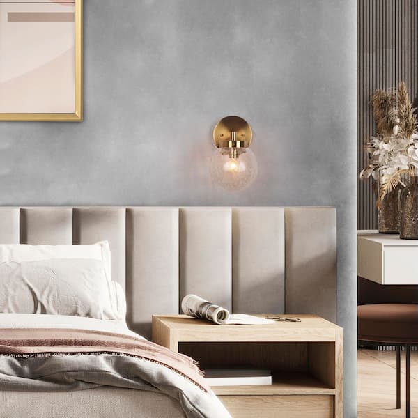 Lunary Modern 5.5 in. 1-Light Brass Globe Wall Sconce Powder Room Bathroom Wall Light with Clear Crackle Glass Shade