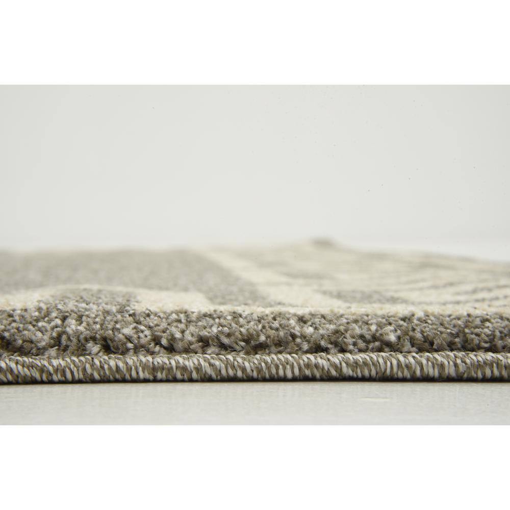 Gray Geometric Synthetic 5' x 8' Area Rug