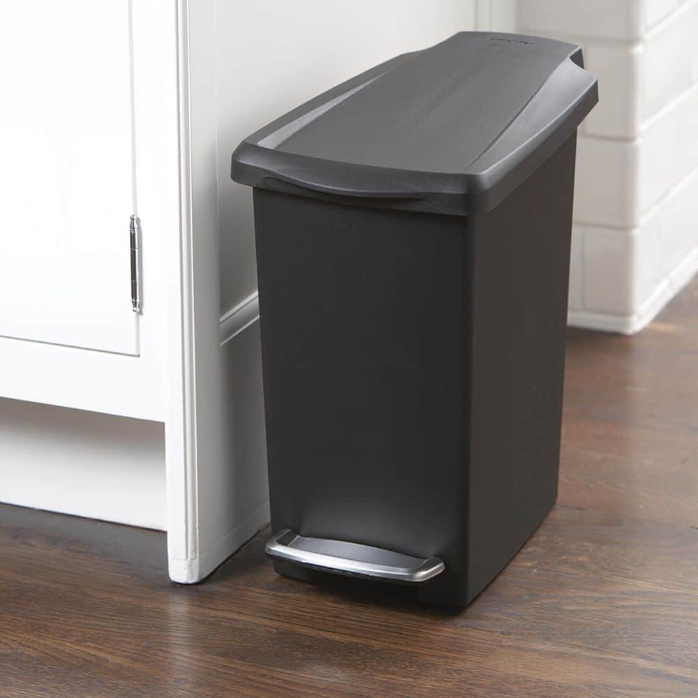 Compact Black Plastic Slim Step Trash Can for Kids, 10L