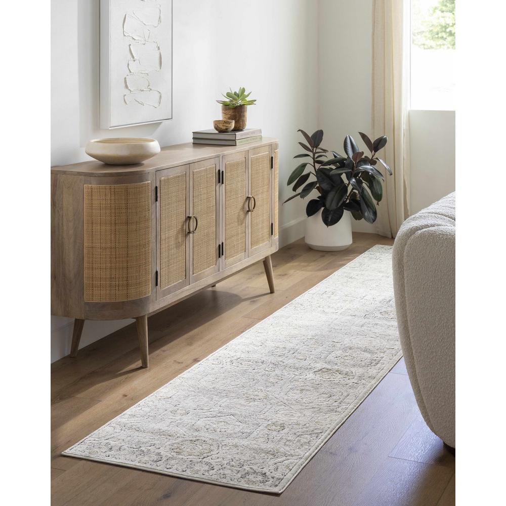 Gray Polypropylene Medium Pile Runner Rug 2'7" x 7'3"