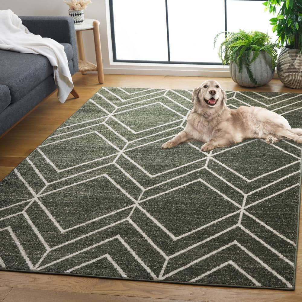 Ivory and Dark Green Geometric Synthetic Area Rug 5'1" x 7'6"