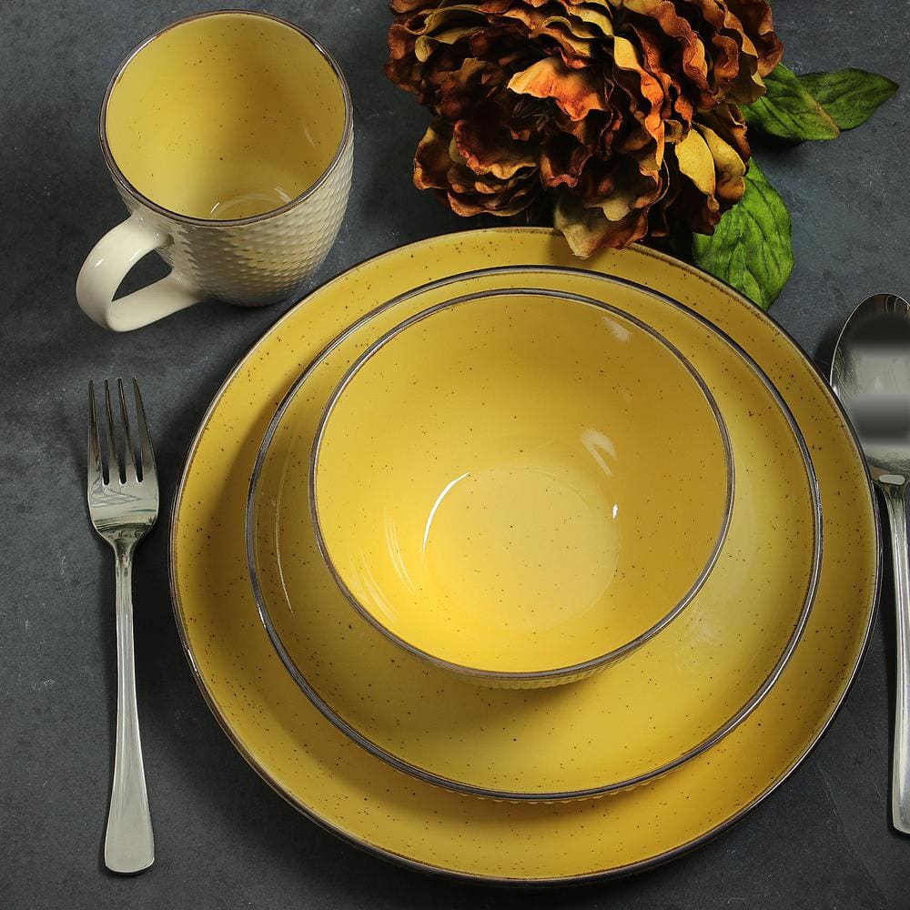 Mellow Yellow and White 16-Piece Ceramic Dinnerware Set
