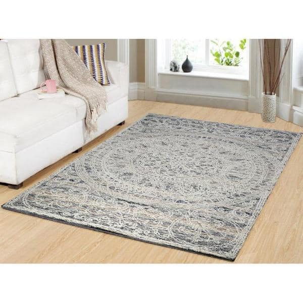 Darcy Ivory/Blue/Gold 2 ft. x 4 ft. Medallion Area Rug