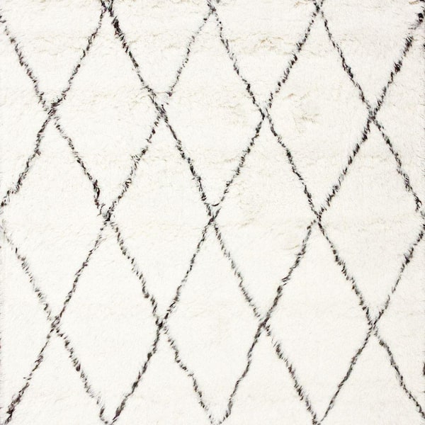 nuLOOM Nida Marrakech Moroccan Trellis Shag Ivory 8 ft. Square Rug