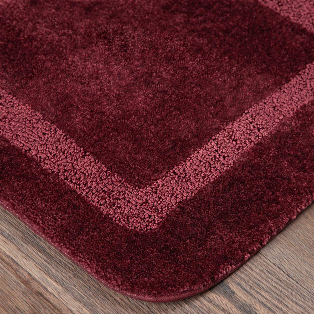 Merlot Nylon Machine Washable Bath Rug, 20" x 24"