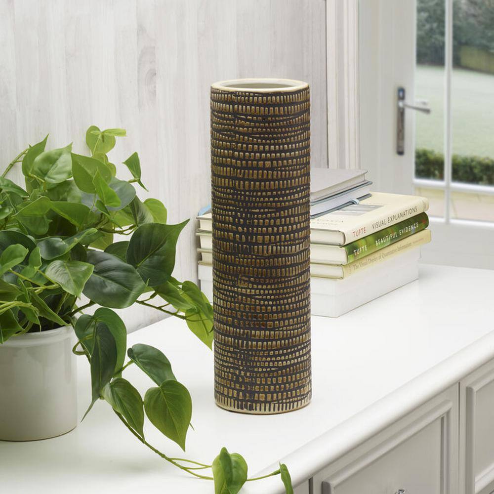 Multicolor Textured Ceramic Round Table Vase