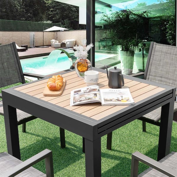 63 zucchine Extendable Patio Table