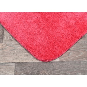 Pink Hibiscus Traditional Plush Nylon 2-Piece Bath Rug Set