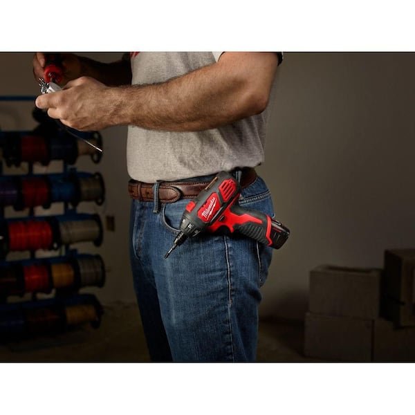 Milwaukee - M12 12V Lithium-Ion Cordless 1/4 in. Hex Screwdriver Kit with Two 1.5Ah Batteries, Charger and Tool Bag