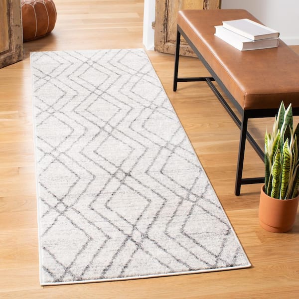 Adirondack 3 ft. x 6 ft. Ivory/Gray Chevron Diamond Runner Rug