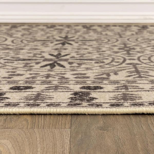 World Rug Gallery Traditional Folk Floral Ivory Cream Power Loomed Indoor 2 ft. x 10 ft. Runner Rug