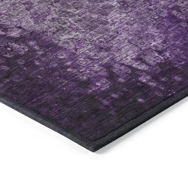 Purple 8 ft. Round Woven Border Round Indoor/Outdoor Area Rug