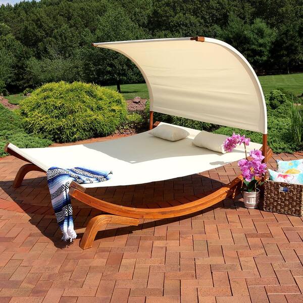 Sunnydaze Decor 2-Person Natural Wood Outdoor Chaise Lounge with Canopy
