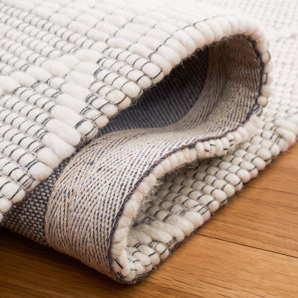 Ivory Geometric Flat Woven Wool and Synthetic Rug, 5' x 8'