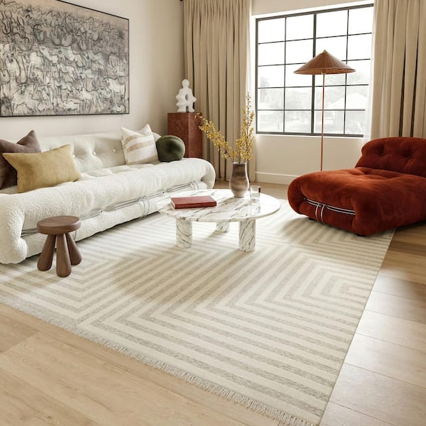 Nicolai Graphic Fringed Reversible Machine Washable Cream 7 ft. x 9 ft. Area Rug