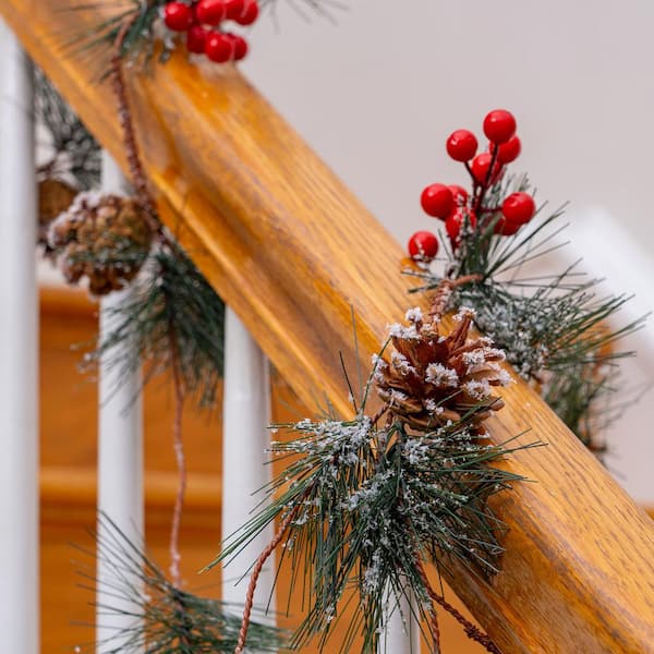 Wholesale Artificial Pine Branches To Decorate Your Environment 
