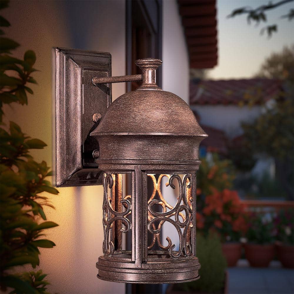 Sage Ridge Vintage Rust Lantern-Style Outdoor Wall Sconce