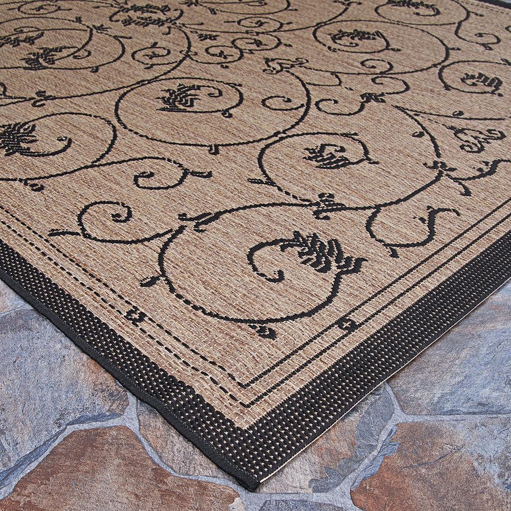 Rectangular Black Flat Woven Synthetic Indoor/Outdoor Rug